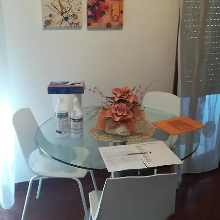 Holidays Apartament *